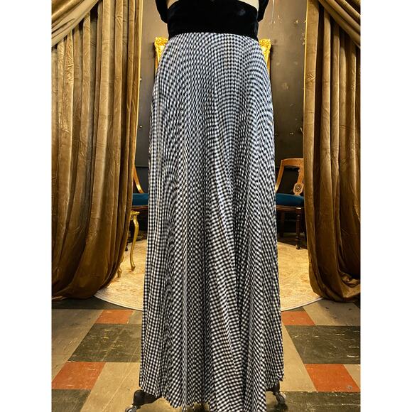 vintage 1970s 2 piece maxi skirt and cropped vest, accordion pleat gingham, xs - Picture 3 of 10